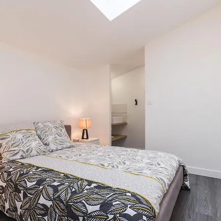 Maison Calme, Rénovée, Proche – 3 Chambres, Terrasses, Jardin, Pétanque, Stationnement Privé - Fr-1-306-1208 * Clisson